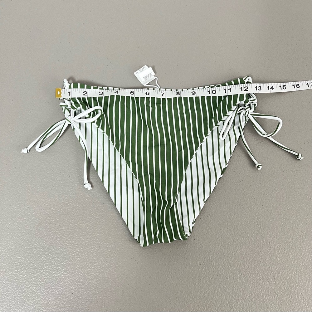 Cupshe Striped Reversible Bikini Bottom Swimsuit Set NWT Size Medium Green White - Picture 7 of 12